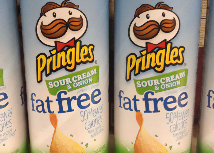 brand fails and disasters - fat free pringles - Dred Pringles fat free fat free Sour Cream & Onion Artificially Favor Pringles Sour Cream 50%fewer Calories & Onion Artificially Fuvon than regular polato ches 50% fewer calones Stra ewer Ones in regular Dot
