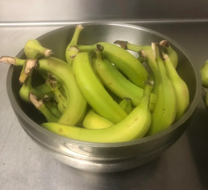 “Every weekend, my employer provides something in the break room for free to show employee appreciation. This weekend: unripe bananas!”