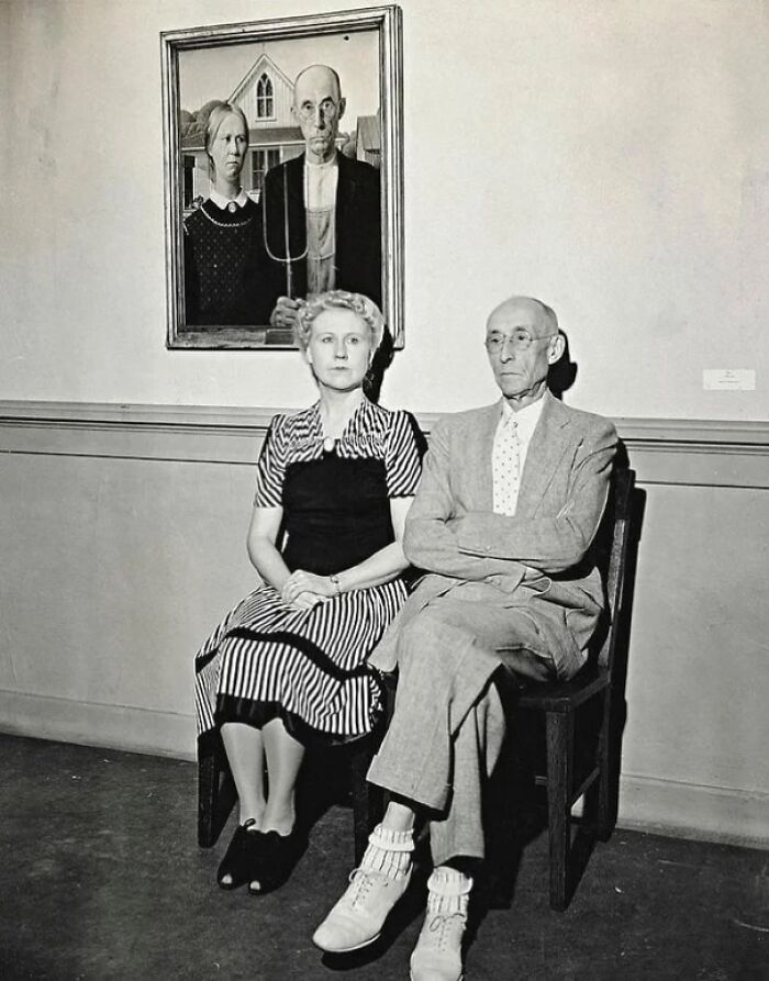 Perfectly Timed Historical Photos - grant wood american gothic