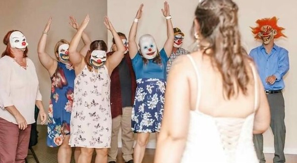 23 People Having Some Real Trashy Wedding.