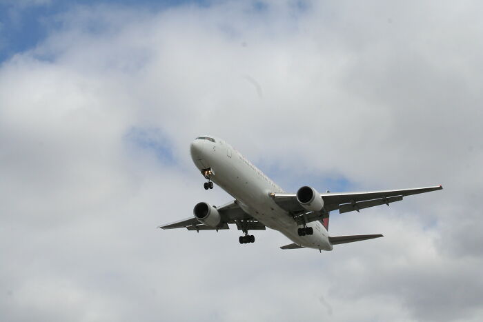 American: "Do you have airplanes in South America?"

Me: "No, I got here swinging on vines that hang from our trees"