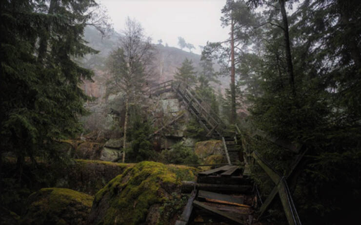 Surreal Photographs of Rundown and Abandoned Places