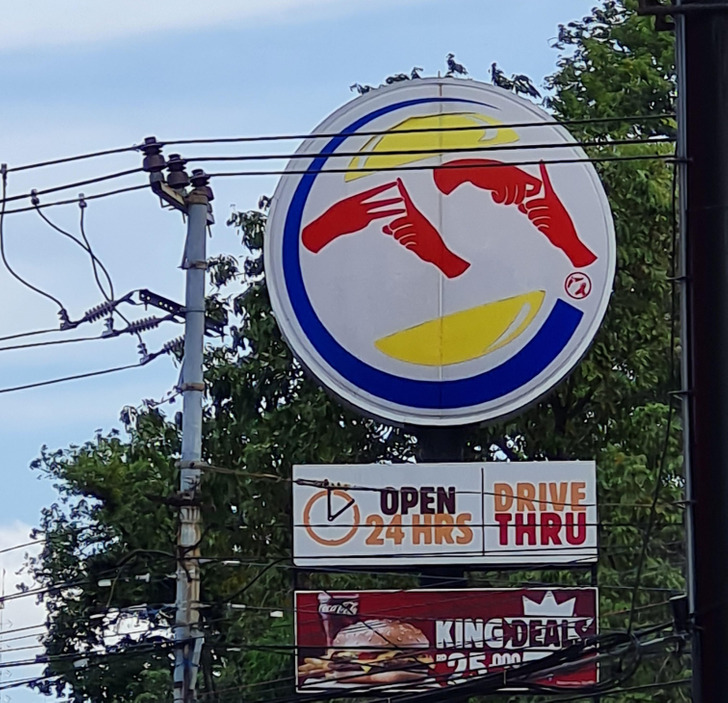 “This Burger King sign is the letters ’BK’, but in Indonesian Sign Language (BISINDO).”