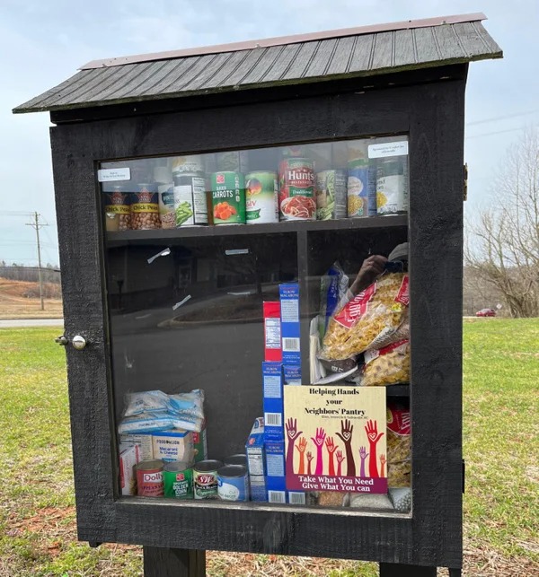 Mini Food Pantry – Jonesville, NC – should be one in every town