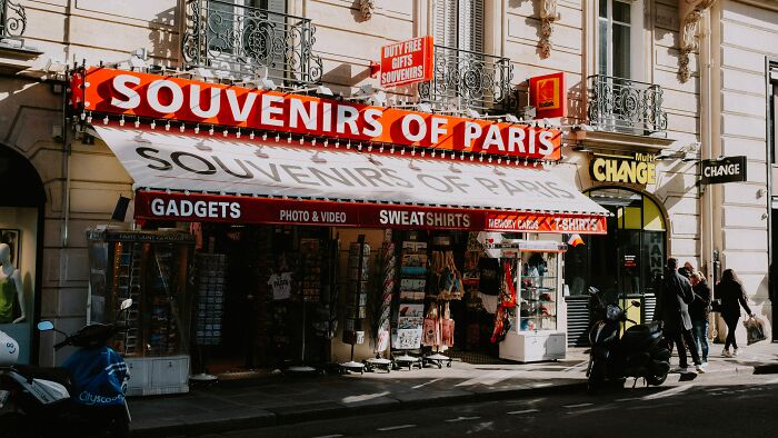 I live in France. Paris is a very touristic place, so if you plan to visit the city, you should be aware of the scams ! First of all, don't buy souvenirs from people in the street : they often sell key rings (such as Eiffel Towers), little gadgets, sunglasses, bracelets... On a carpet on the floor. Ignore them. If you seem interested they will insist until you buy something. It may be cheaper than the items in the shops, but in fact those are poor quality garbage. Plus, the money is given to some mafia. Also, there are many thiefs. Don't act as a tourist and keep your things close to you, especially on the subway or in very touristic places (Montmartre, le Trocadéro...). Don't let your phone on the table of a café, if you are outside. Even if you stay right there. When you go to the Eiffel Tower, you may encounter young girls who practilly don't speak french, claiming they are tourists and asking for water : don't even talk to them, they often distract you meanwhile another person steals your wallet, cellphone, etc... They are very good at it. Same as "lost" children in the subway, who don't know where to go and don't really speak french. If you're not sure about it, report it to the persons working there (RATP, or the Police Ferroviaire).