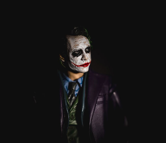 Robin Williams was offered, and accepted the role of The Joker in the 1989 film, "Batman." Warner Brothers had only made the offer to bait their first choice, Jack Nicholson, into signing on, which he eventually did. Williams was furious, and demanded an apology from the film studio