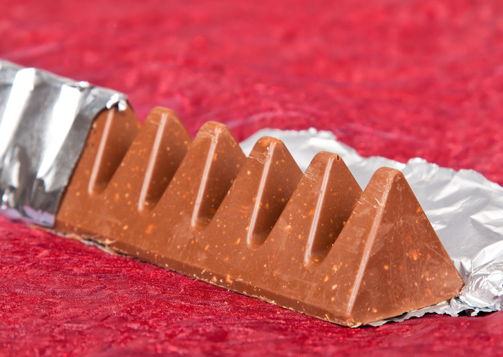 Because it comes from Switzerland, many people assume that the iconic triangular shape of the Toblerone chocolate bar is inspired by the Swiss Alps. But, in fact, Toblerone’s design is not so much about aesthetics as it is about function. The bar is designed in such a way that if you press on one of the triangles with your thumb, it will break easily into a perfect bite-size portion.