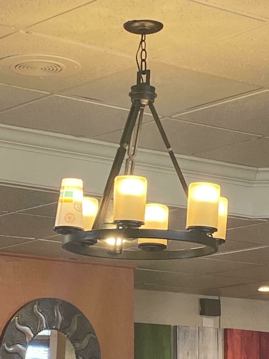 30 People Who Had One Job And Failed.