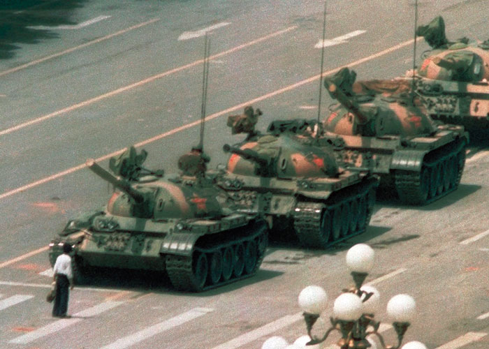 bad ass people from history - tiananmen square tank man - Www