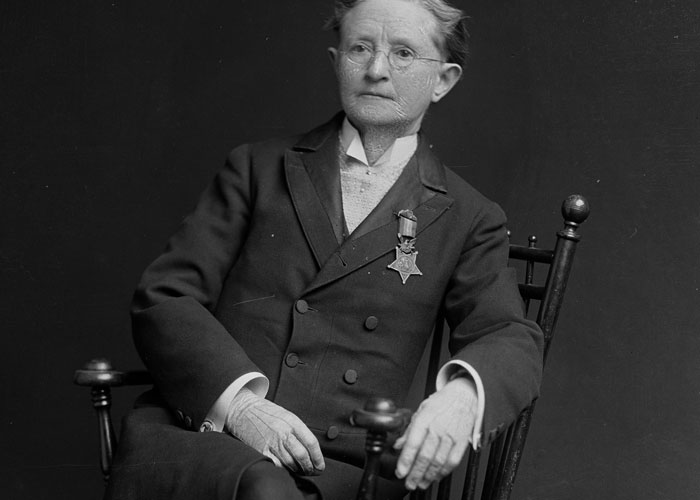 bad ass people from history - mary edwards walker
