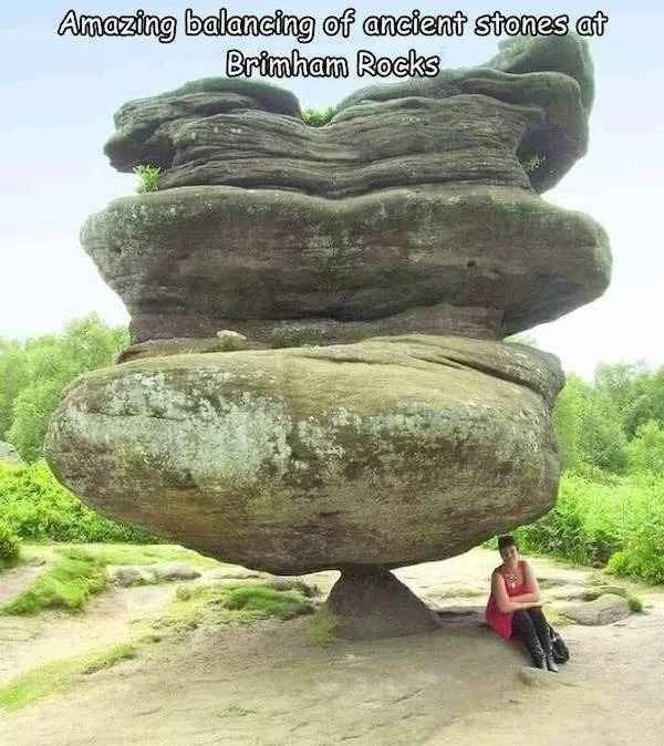 creepy images - Amazing balancing of ancient stones at Brimham Rocks