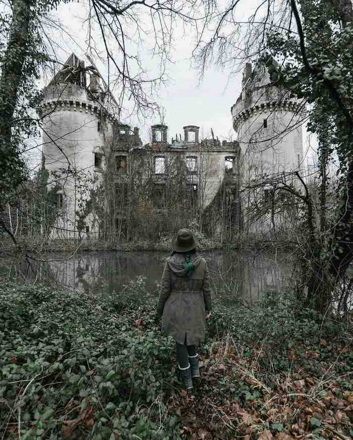 fascinating places - Abandoned Castle