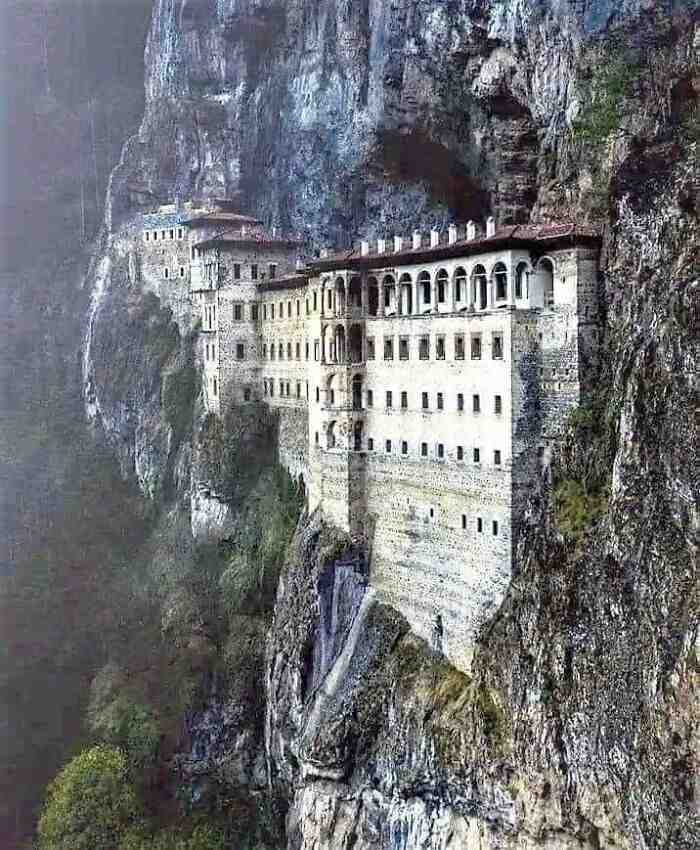 fascinating places - Monastery Sumela, Turkey