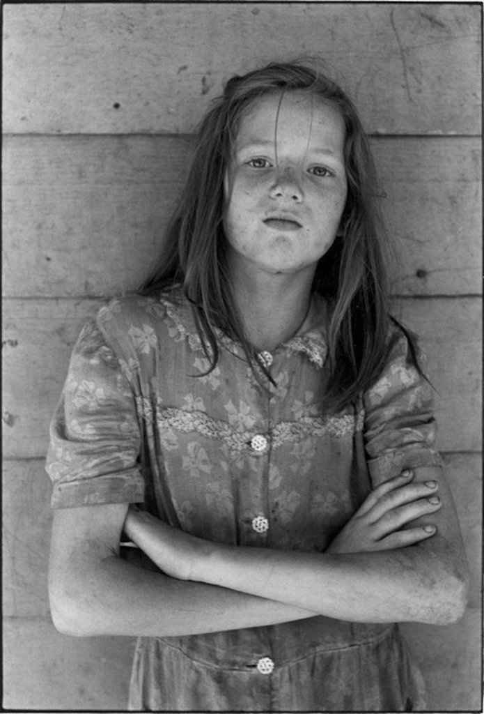 pictures from history - poor appalachian girl - 488 909