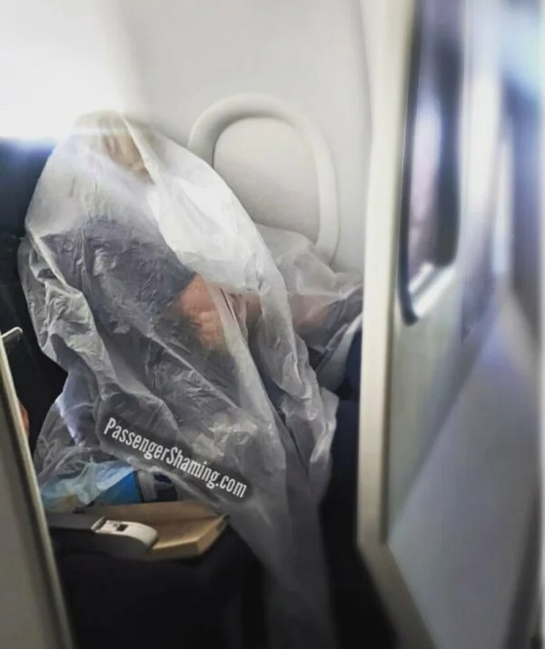 30 Airline Passengers Being Shamed Online.