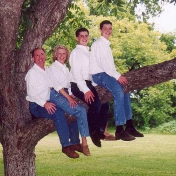 awkward family photos - awkward family photos tree