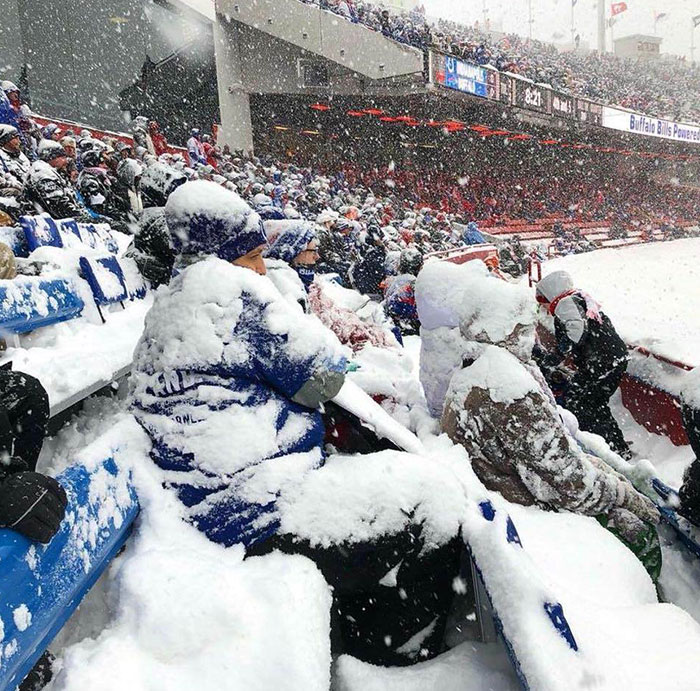 craze weather pics - buffalo bills fans in snow - Boday Buffalo Bills Powered