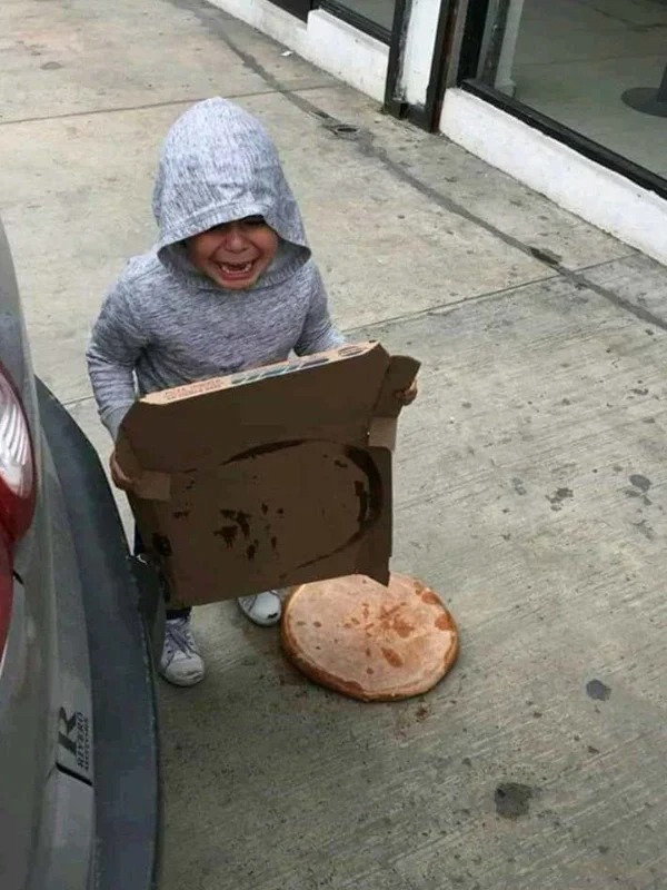 people having a bad day - kid dropping pizza