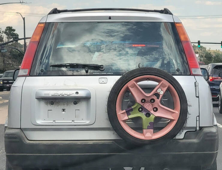 29 People With A Weird Sense Of Humor.