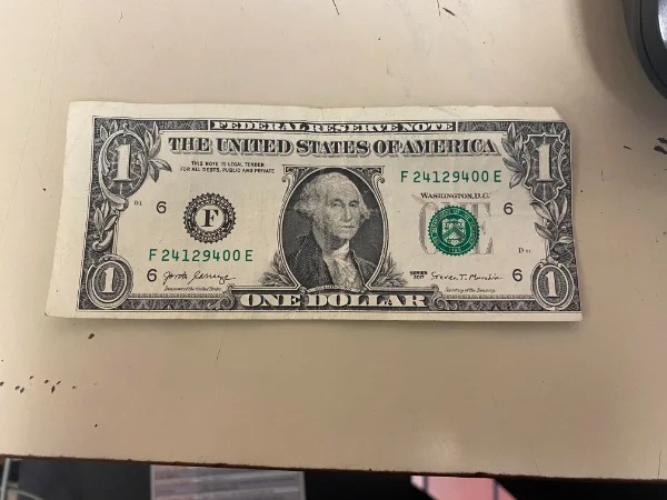 awesome finds - cool things people found - 1 dollar bill 2021 - Di 6 Federal Reserve Note The United States Of America This Bote Is Legal Ter For All Bests, Publica Frate F 24129400 E Washington.D.G. F F 24129400 E 6 g farge Se wwwww.may One Dollar De Ste