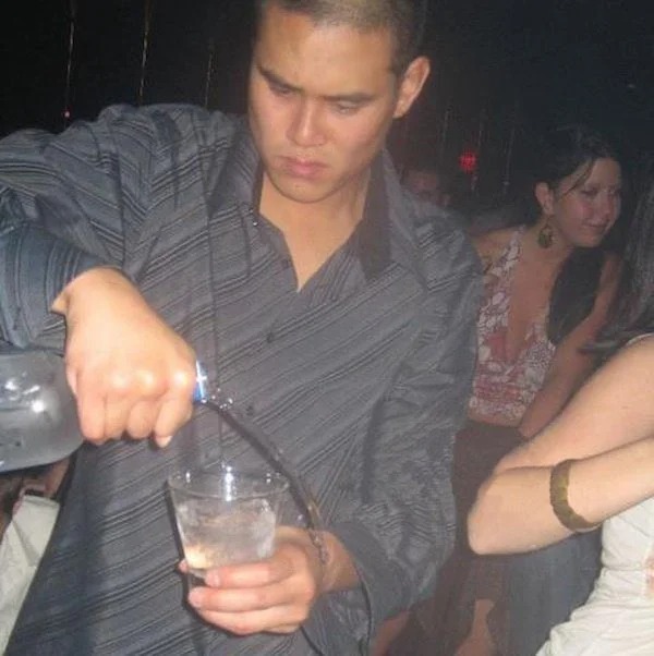 28 Crazy Photos From The Nightclub