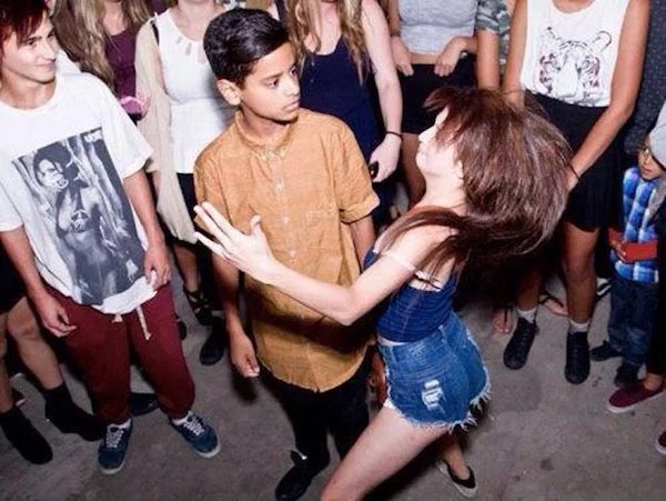 28 Crazy Photos From The Nightclub