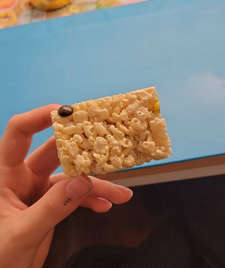 "I paid extra for a M&M Rice Krispy treat and I received an insult instead"
