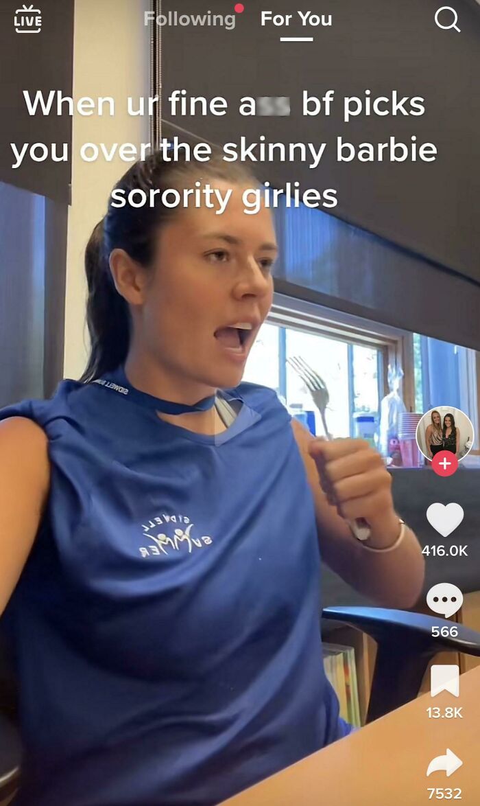 20 Girls Who Think They're Different From The Rest.