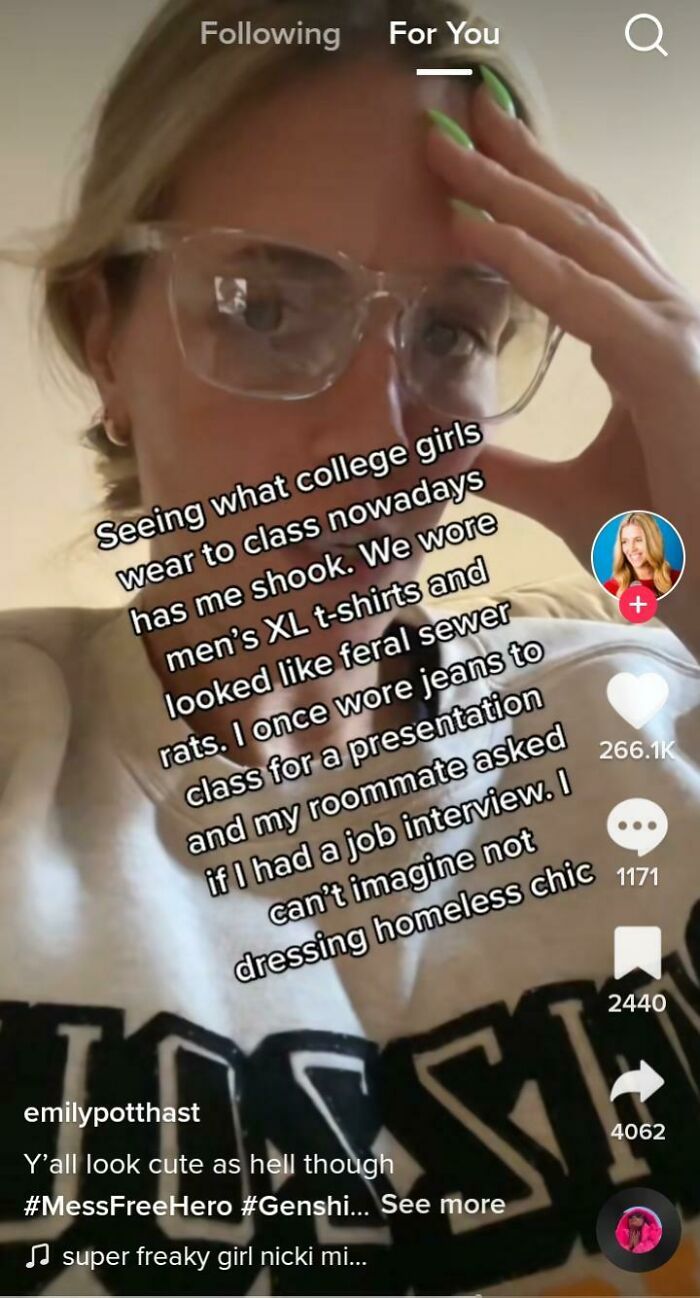 20 Girls Who Think They're Different From The Rest.