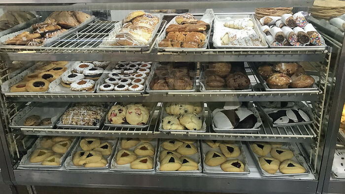 38 Myths About People's Professions.