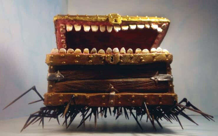 "I made a mimic chest from a Terry Pratchett book as a gift for our D&D Dungeon Master"