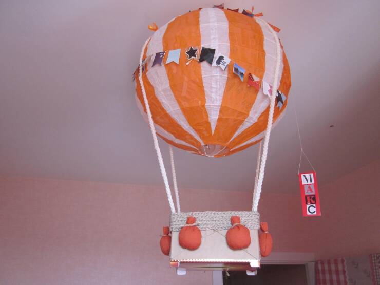 fascinating pics -  hot air balloon - M C