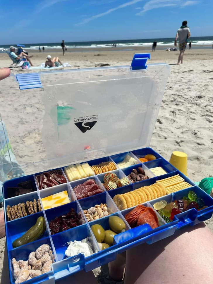 “The snacklebox, perfect for a day trip”