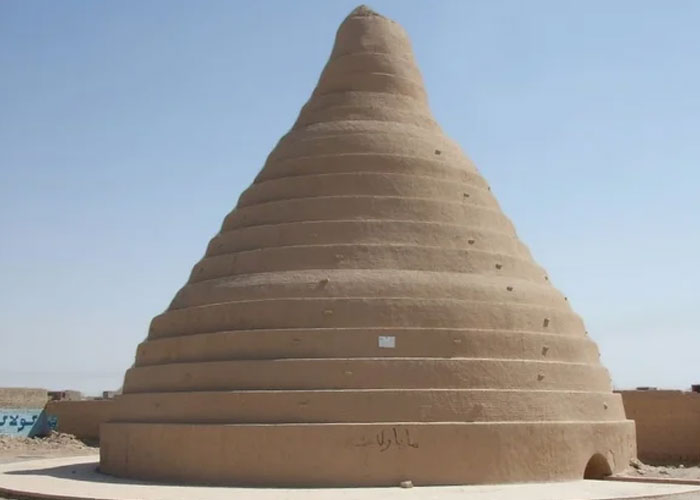 in 400 BCE Persian engineers created an ice machine in the desert.