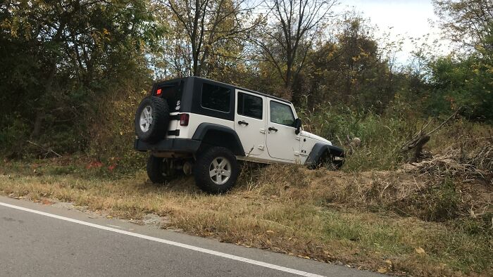 people who got owned by karma - farmers jeep