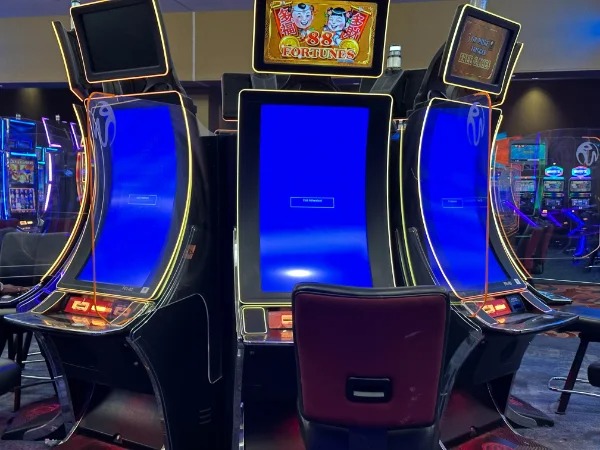 “Every slot machine in the NYC Resort Casino froze and crashed.”