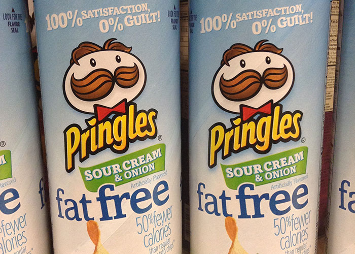 pringles fat free - Look For The Flavor Seal lavored e 100% Satisfaction, 0% Guilt! Pringles Sour Cream fat free & Onion Artificially Flavored 50% fewer Calories than reguler fewer lories mylar Look F Plavi 100% Satisfaction 0% Guilt! Pringles Sour Cream