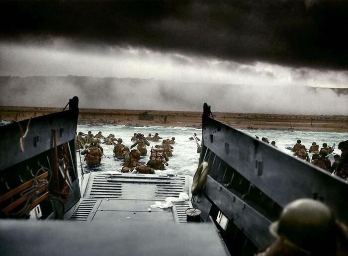 historical photographs - d day