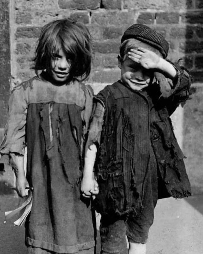 historical photographs - poor edwardian children