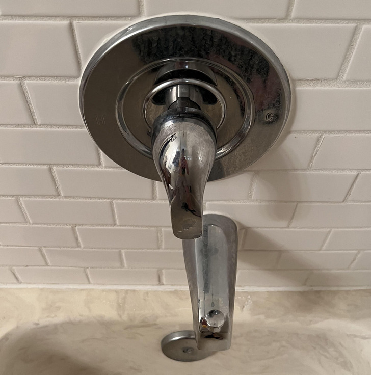 “My bathtub faucet doesn’t line up with the handle.”