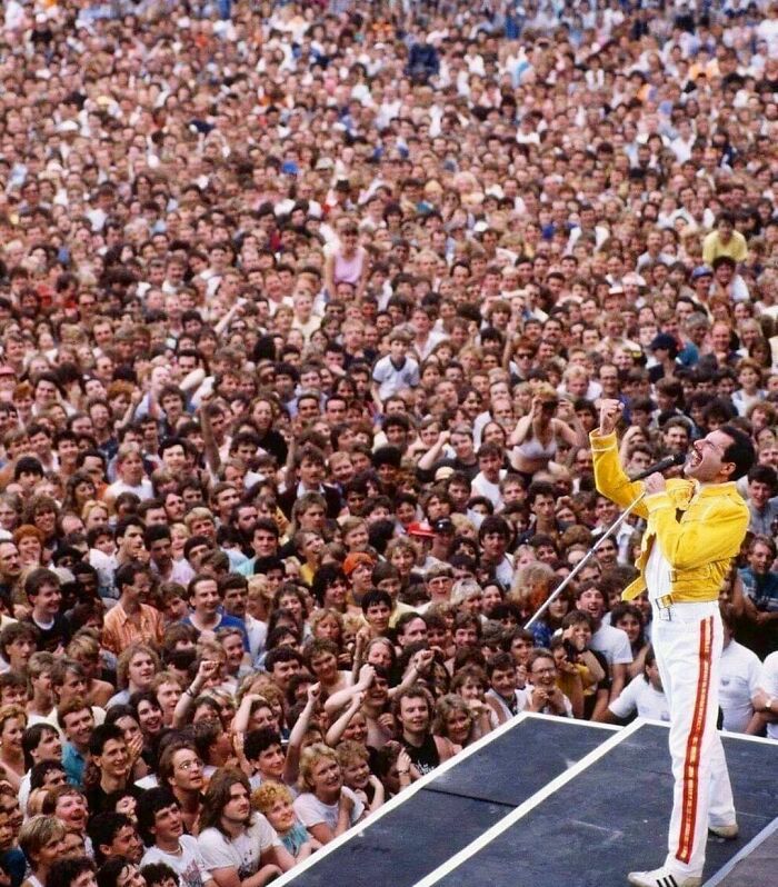 Reddie Mercury At Wembley, 1986