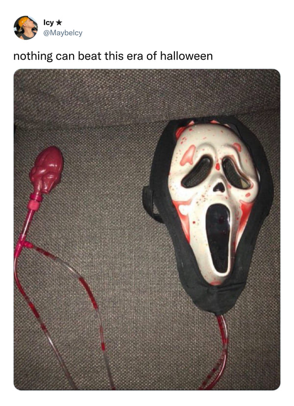 savage tweets - scream mask with heart pump - Icy nothing can beat this era of halloween