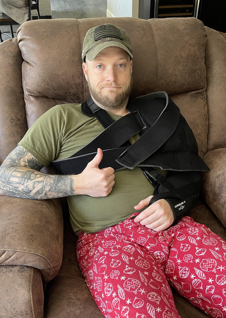 “I survived having my torn labrum repaired this morning. Today is day 0 of a 4-6 month recovery.”