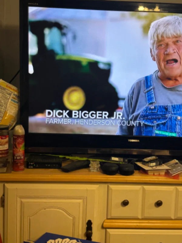 adult themed memes - television - Apple Wmive Dick Bigger Jr. Farmer, Henderson County aute