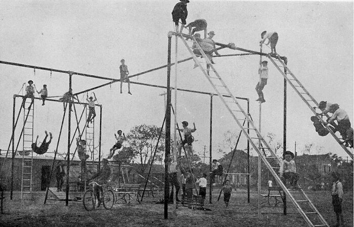 important historical pictures - early kids playgrounds - Poe
