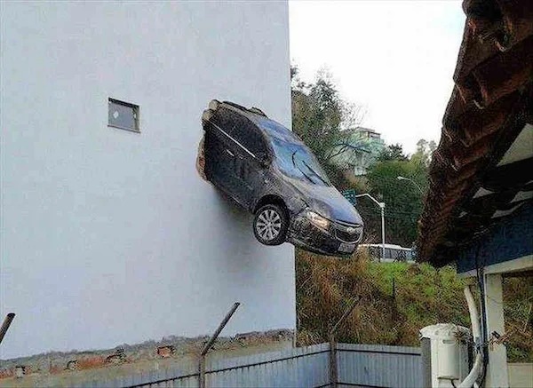 Random Pics - car crash through wall