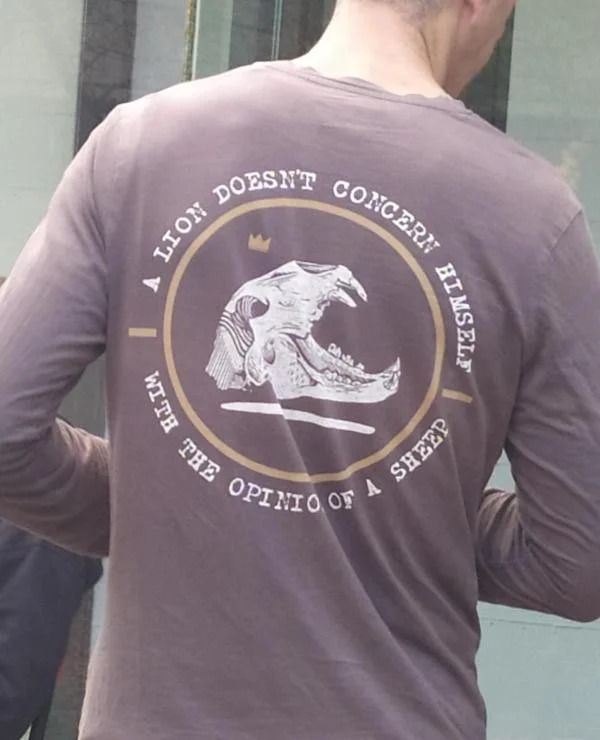 internet tough guys - t shirt - A With The Doesn'T Lion Concern Opinio. Of A Himself Sheep