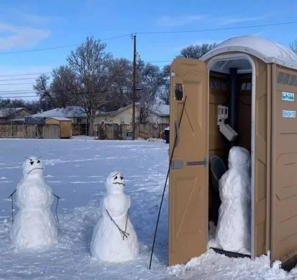dank memes - funny toilet snow - Www