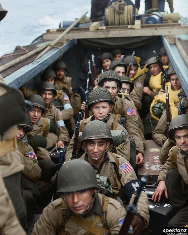 American troops on board a landing craft heading for the beaches at Oran in Algeria during Operation ‘Torch’, November 1942