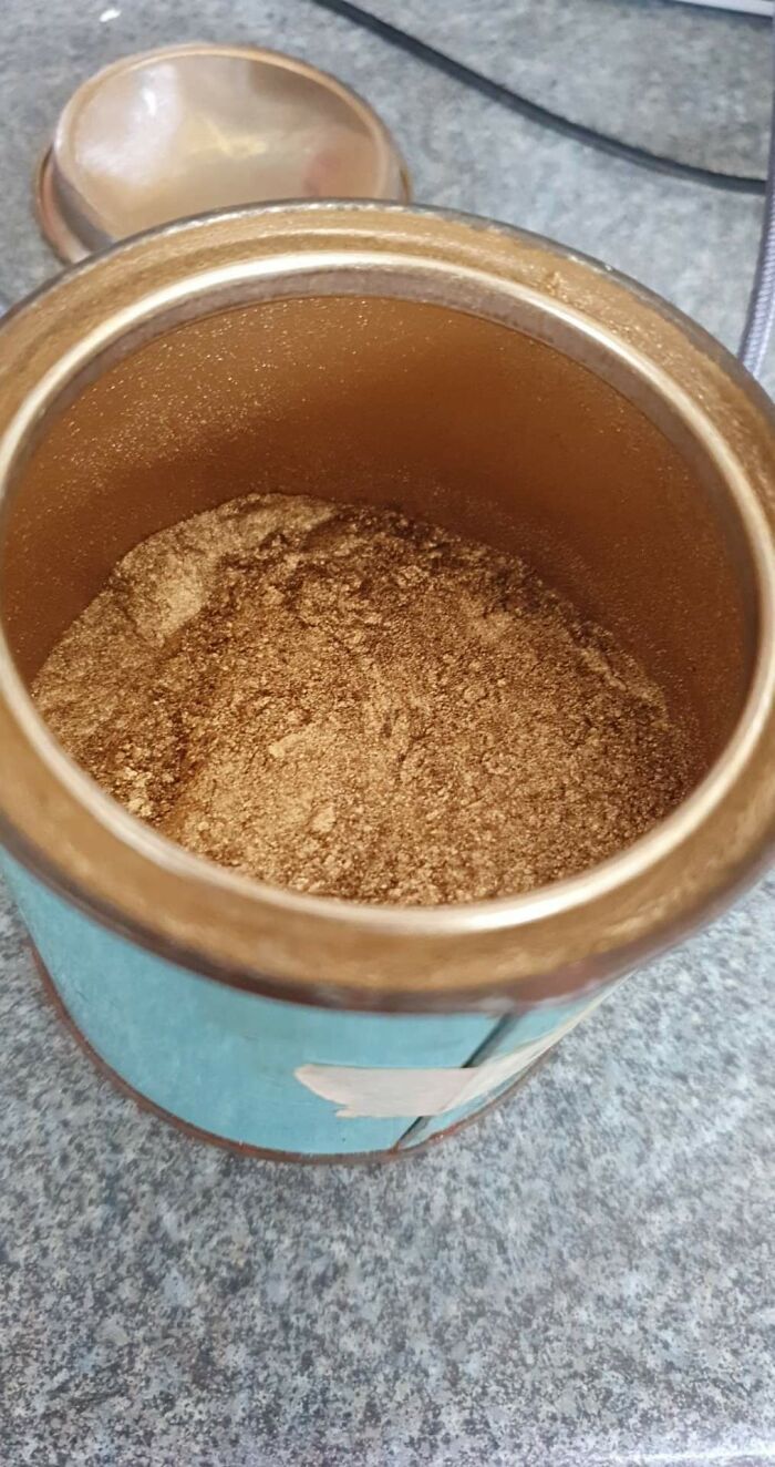 Clearing Out My Recently Deceased Grandfather's Attic And Found Just Over 200 Grams Of Gold Powder